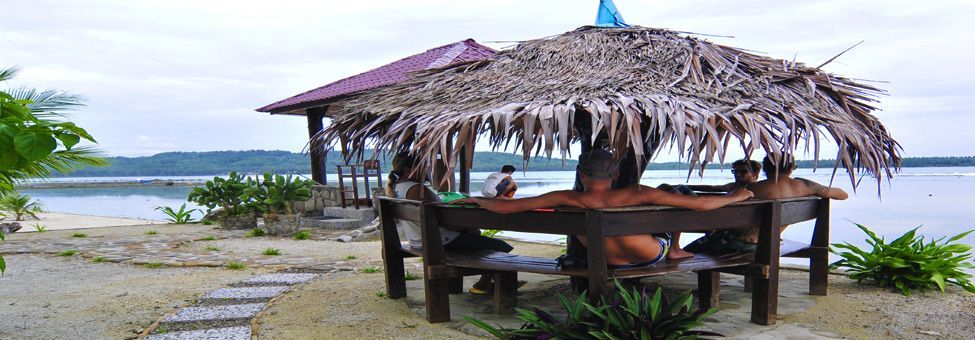 NIAS SURF LODGE & CAMP