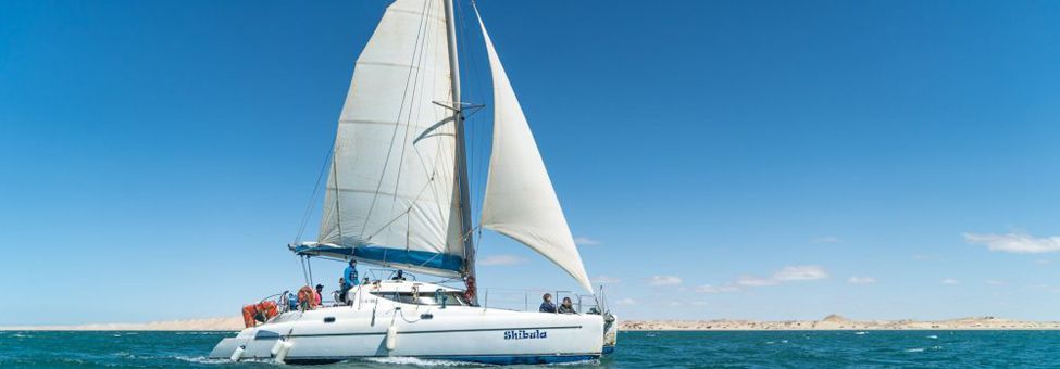 PARQUE DE CABLE Y EXCURSIÓN EN CATAMARÁN EN DAKHLA