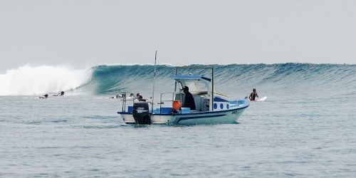 Maldive Jails Surf Pack con Lorenzo Castagna