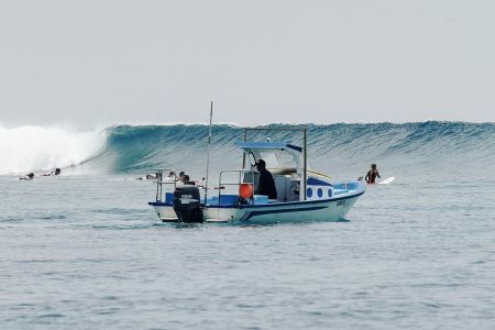 Maldive Jails Surf Pack con Lorenzo Castagna